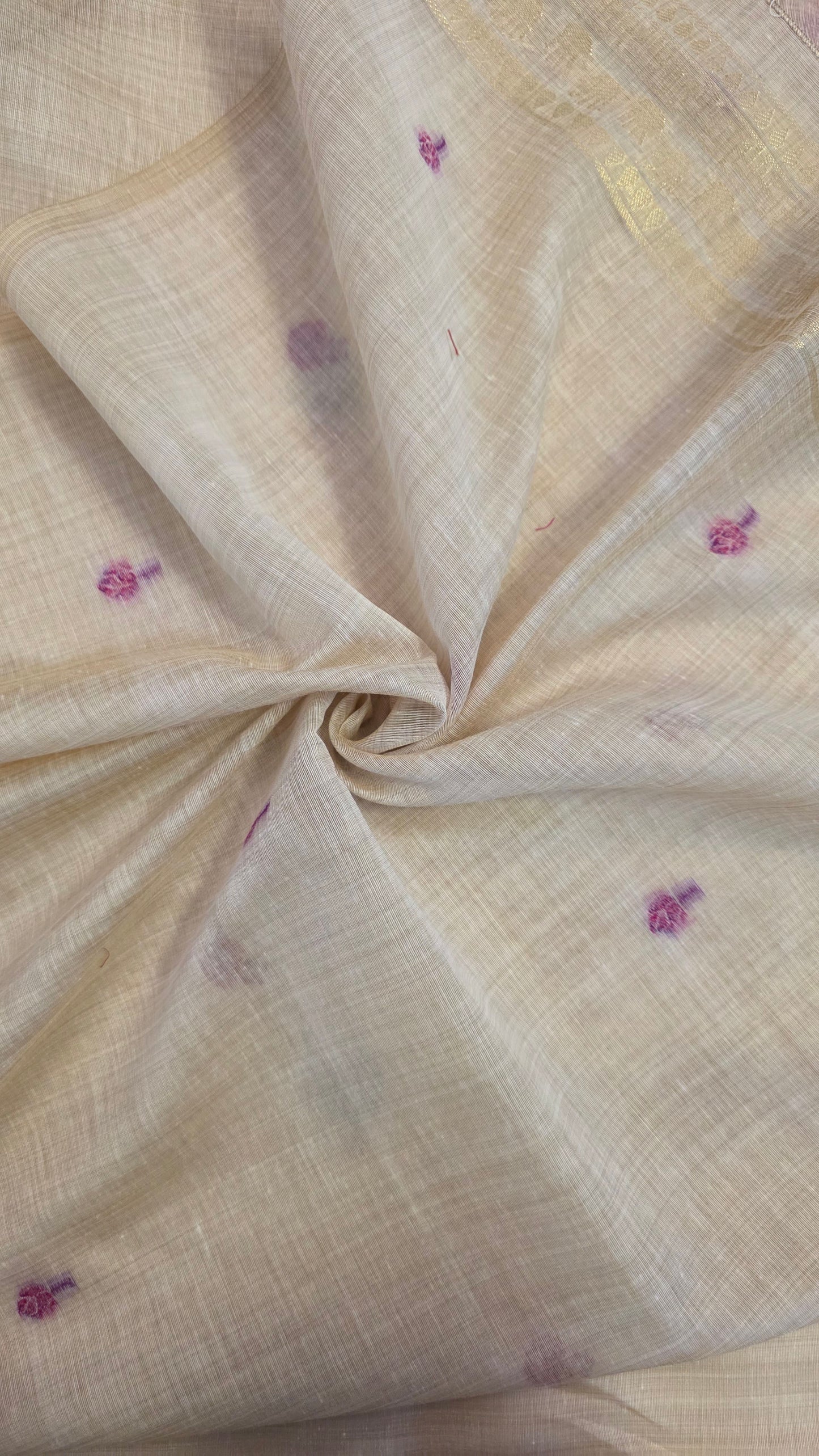 Ivory Pichwai Munga Silk Jamdani