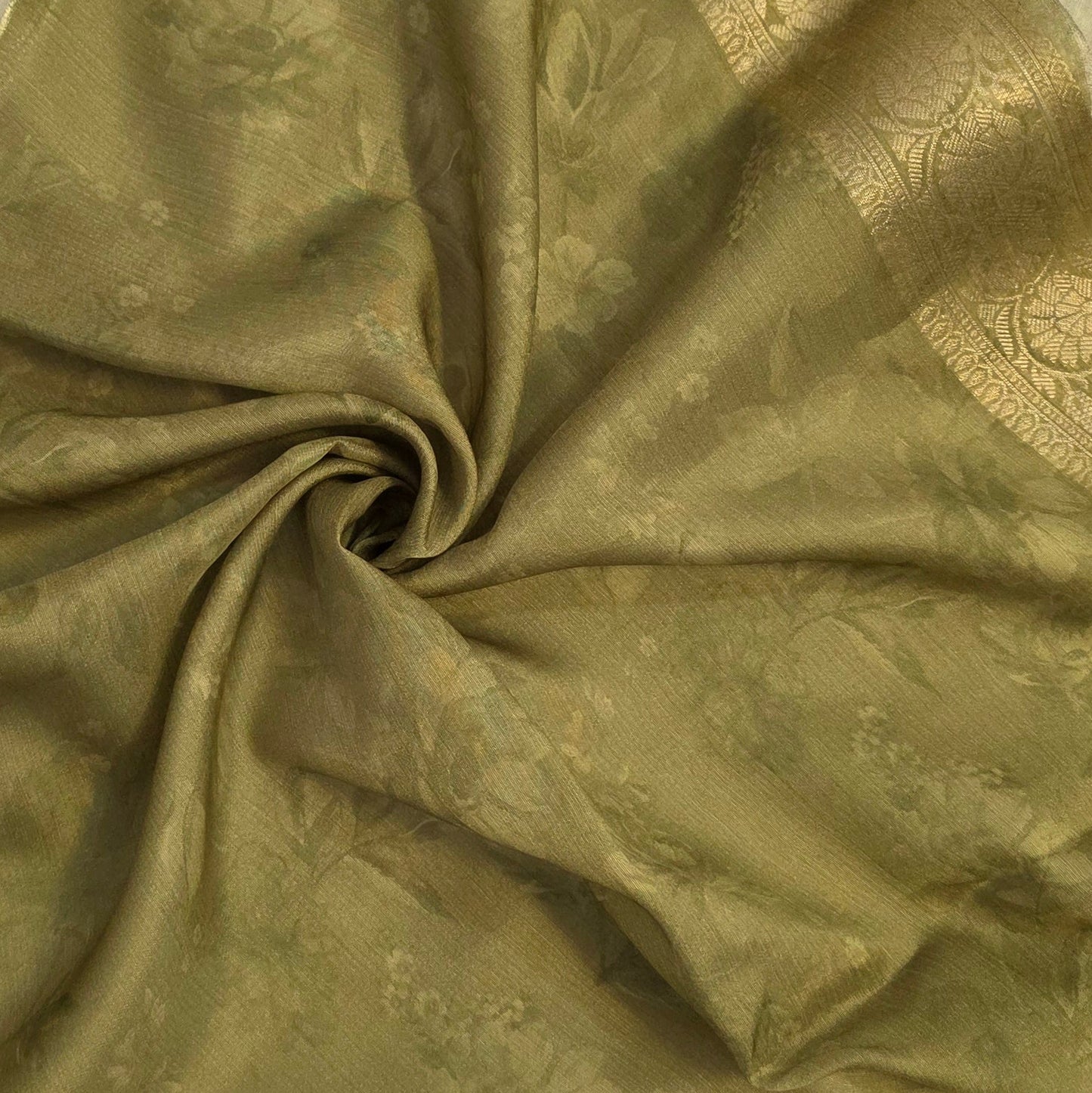 Green Tussar silk with Banarasi Pallu