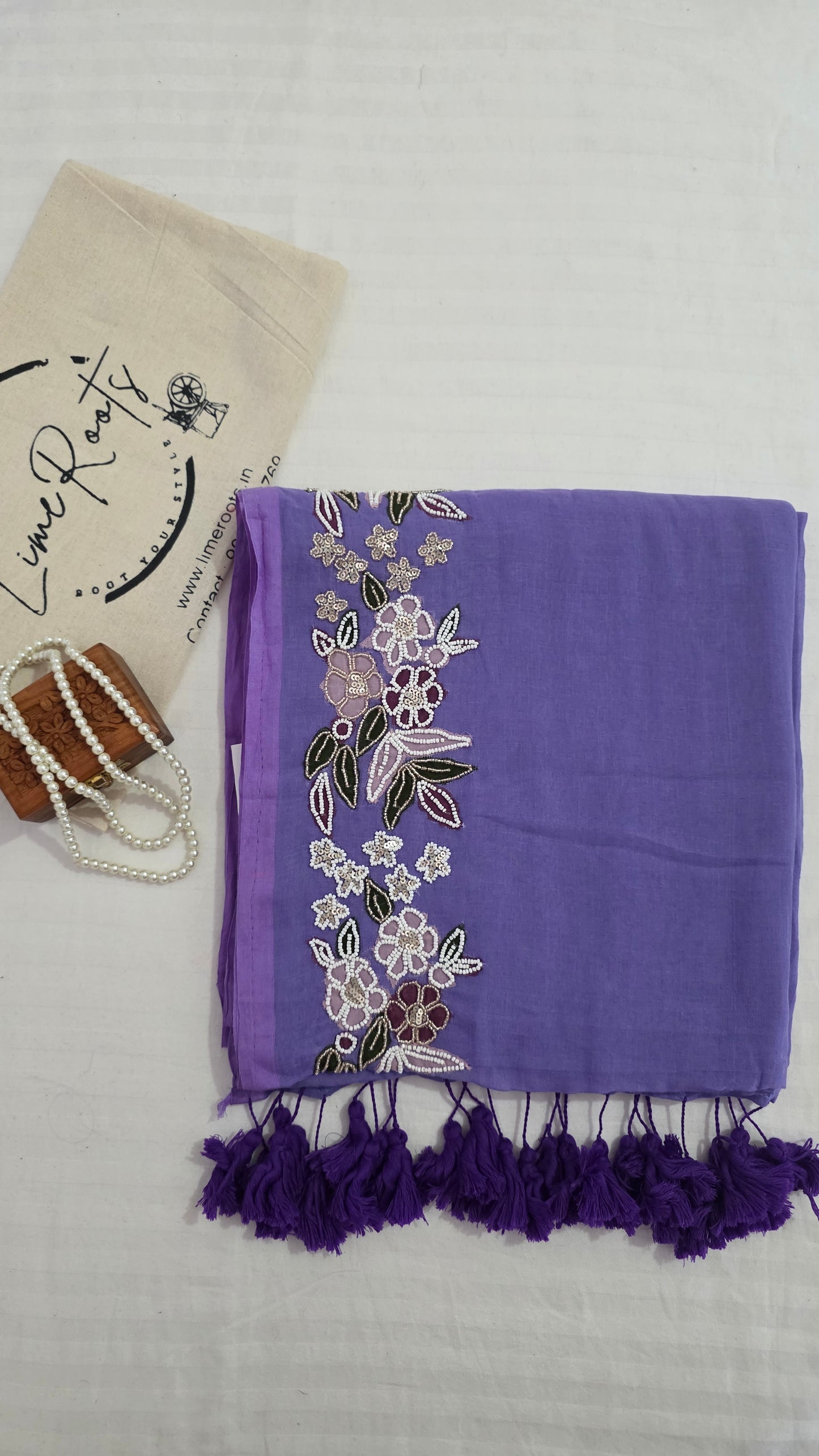Lavender Hand-embroidered mulmul saree