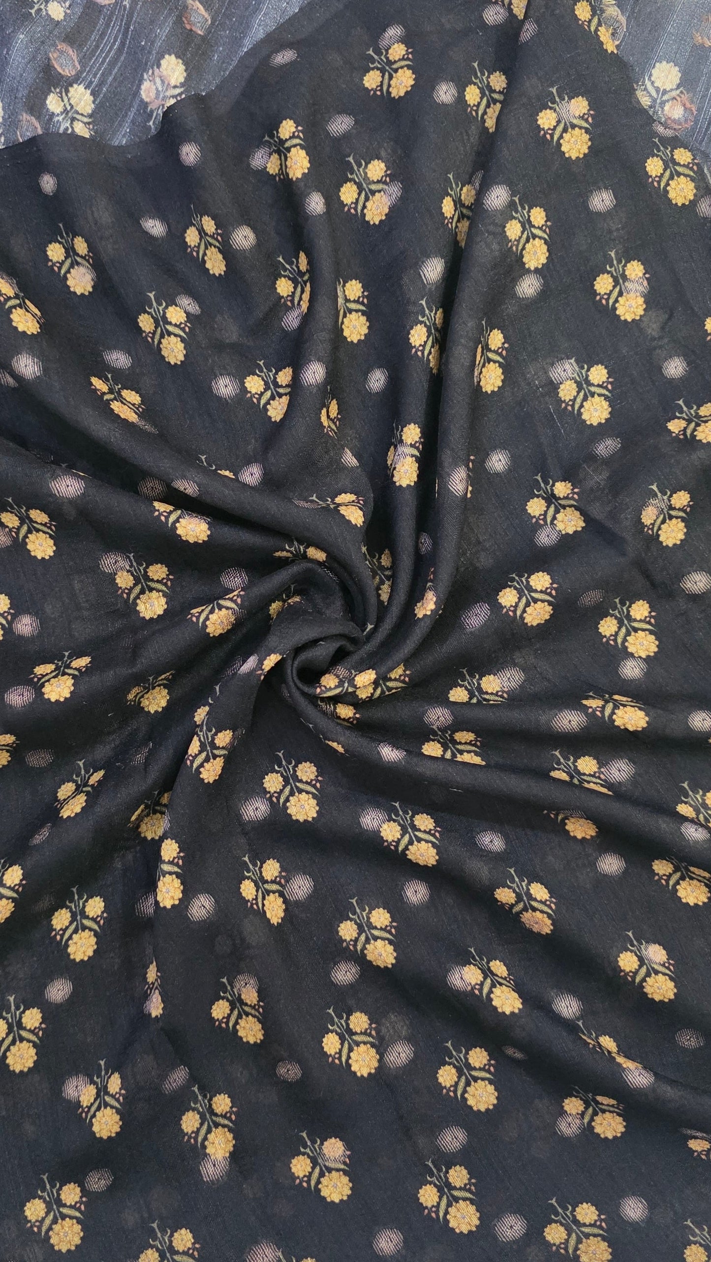 Yellow Ivory Sambhalpuri printed Chhapa Silk Saree