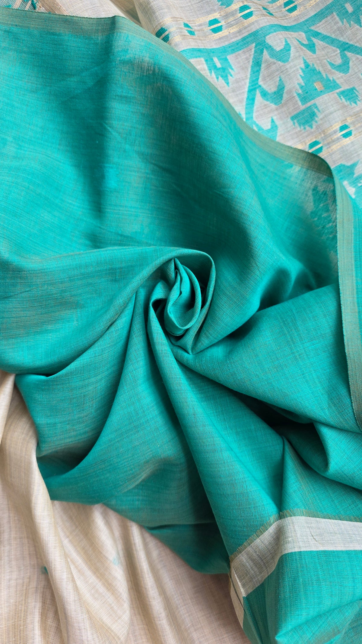 Ivory khadi Silk Jamdani Saree