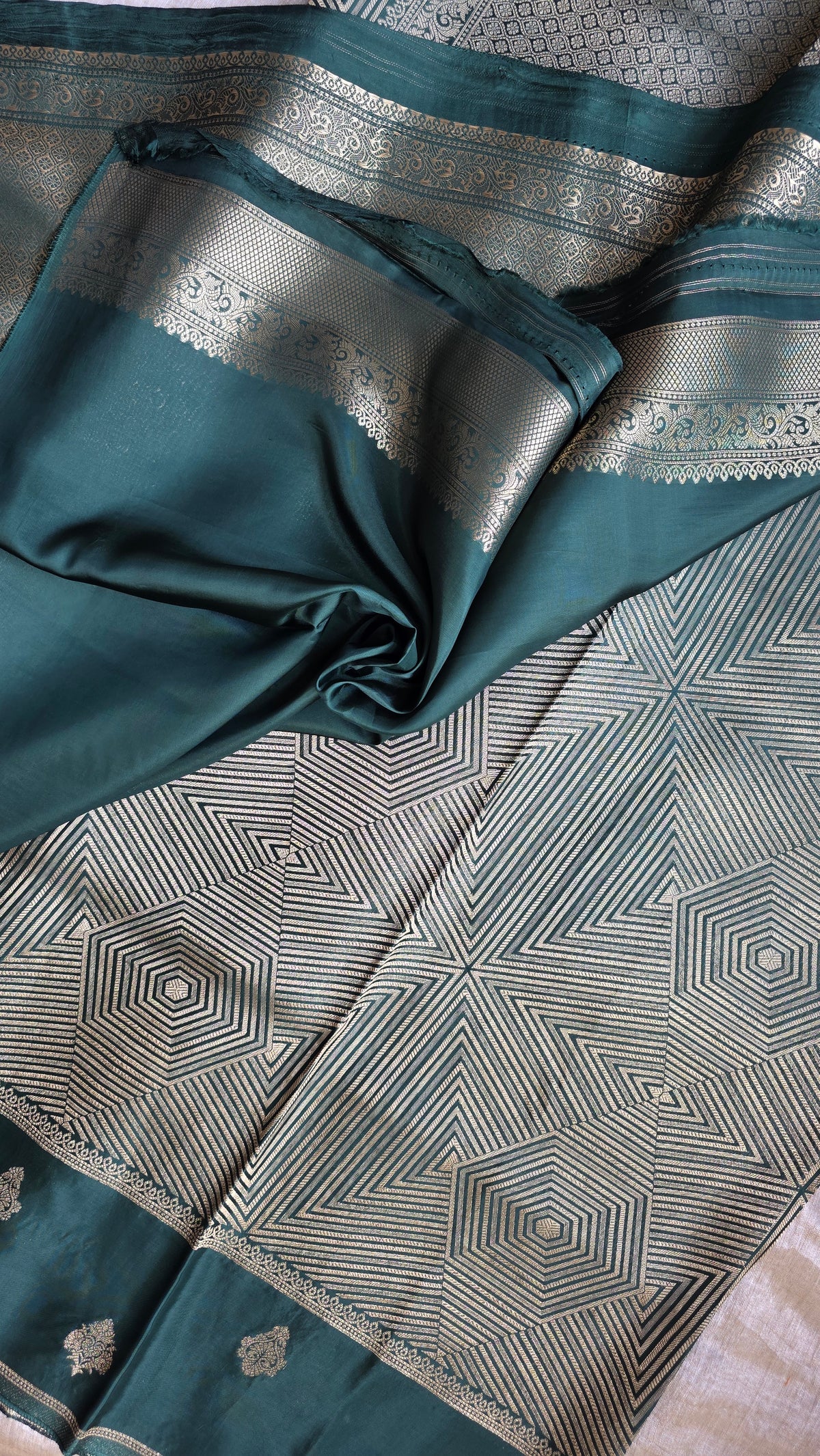 Green Festive Saree with Gold Border | Karva Chauth Collection