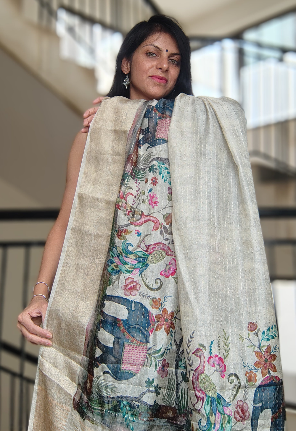 Soft dola saree elephant motif - pallu view