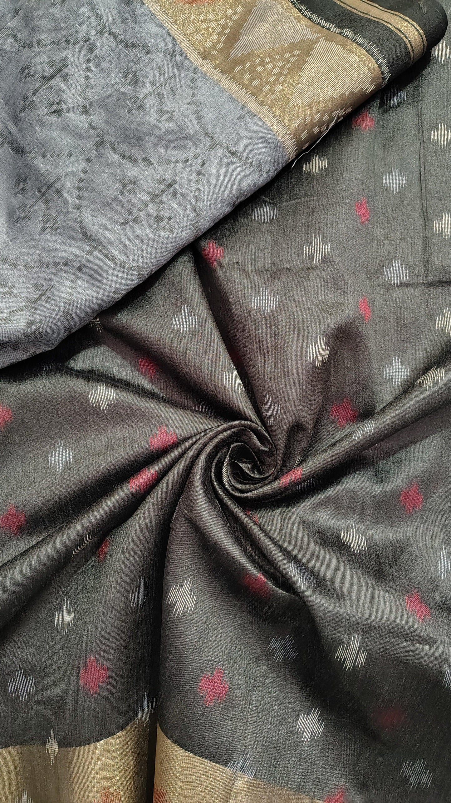 TUSSAR SILK BLACK GREY, BLOUSE VIEW