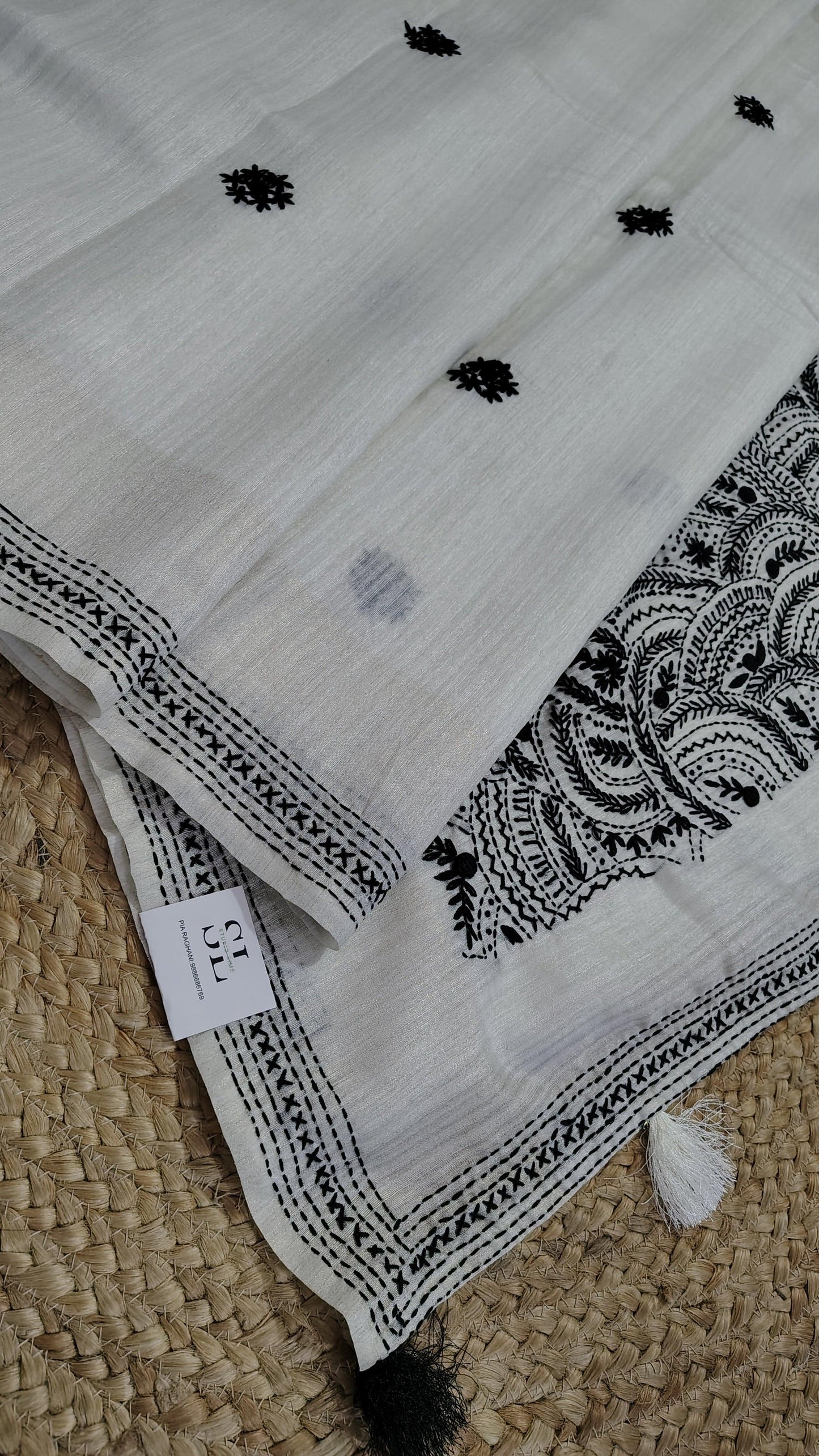 JUTE COTTON SAREE BLACK AND WHITE , PALLU VIEW 2