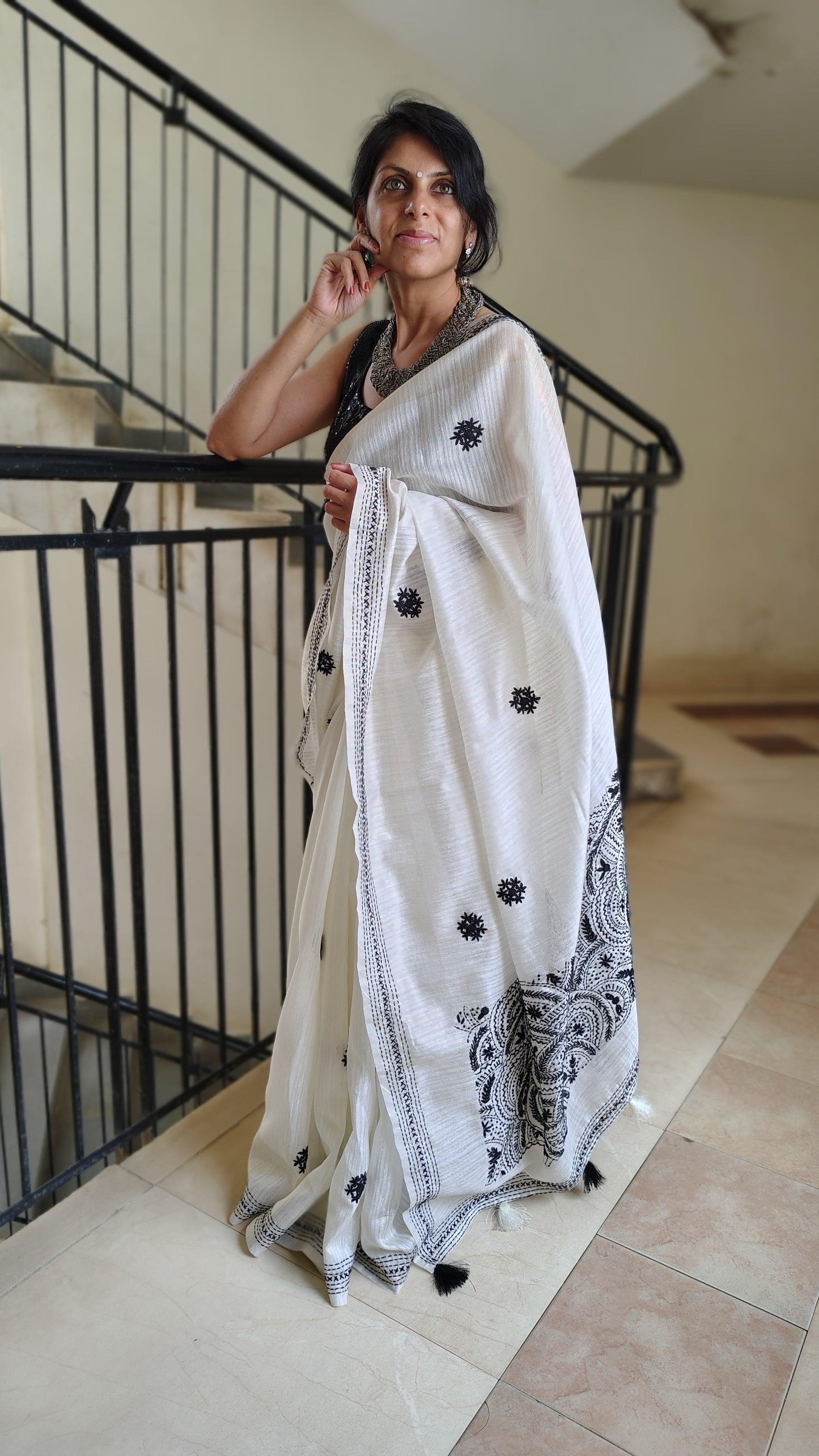 JUTE COTTON SAREE BLACK AND WHITE , FULL VIEW 2