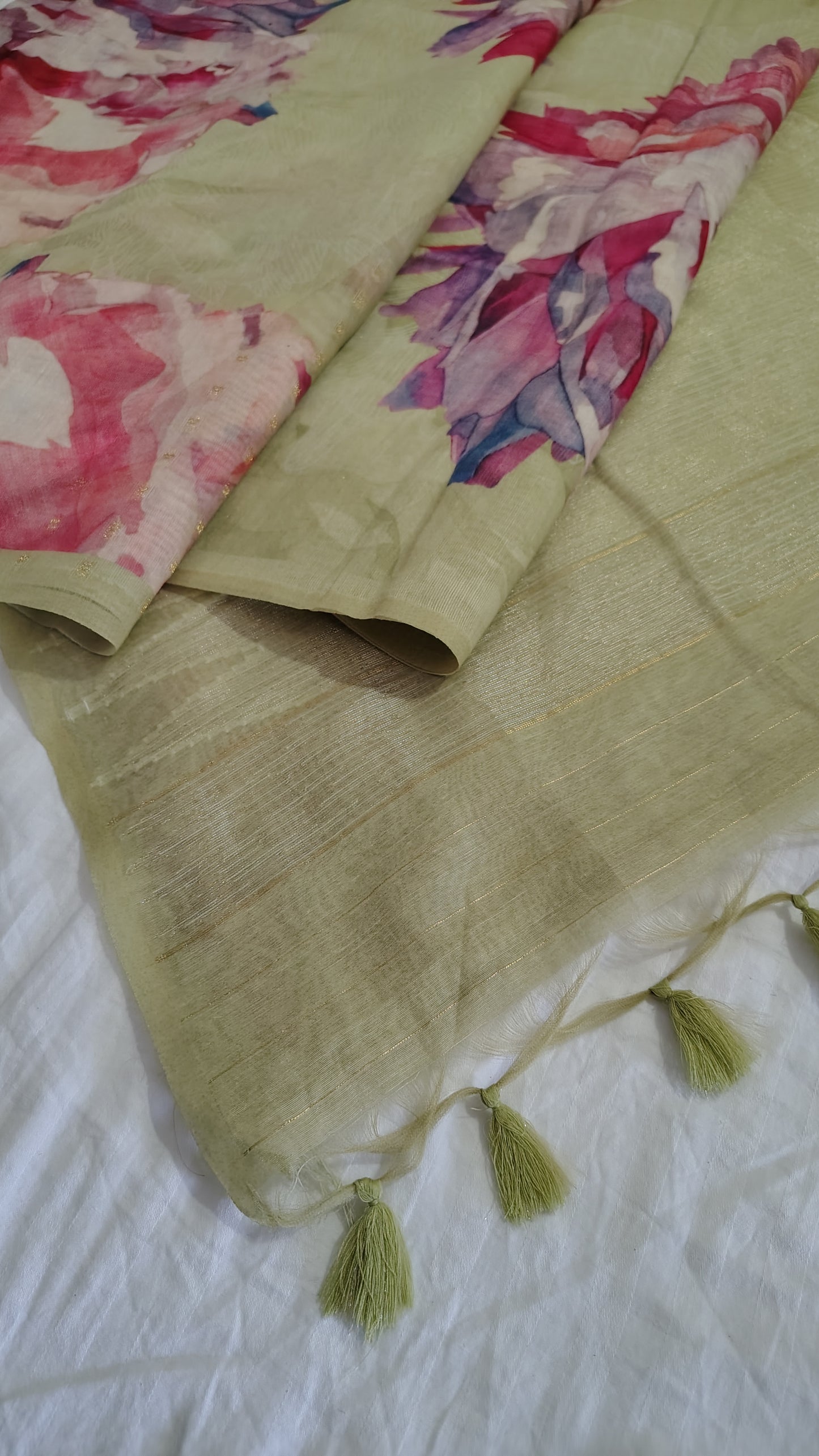 lightweight Linen summer saree |pallu view