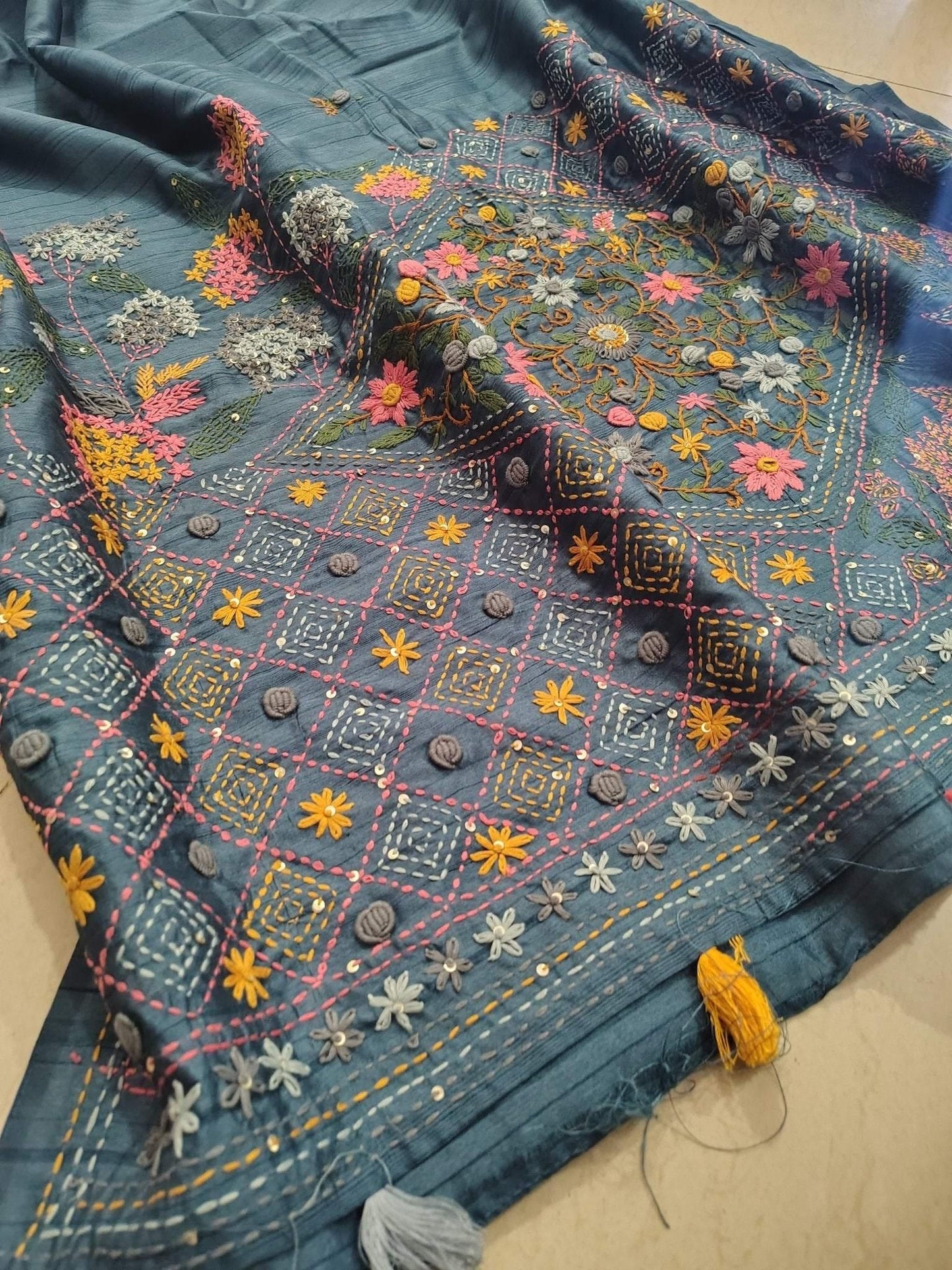 GUCCHA Deep blue Tussar silk saree , Pallu View 2