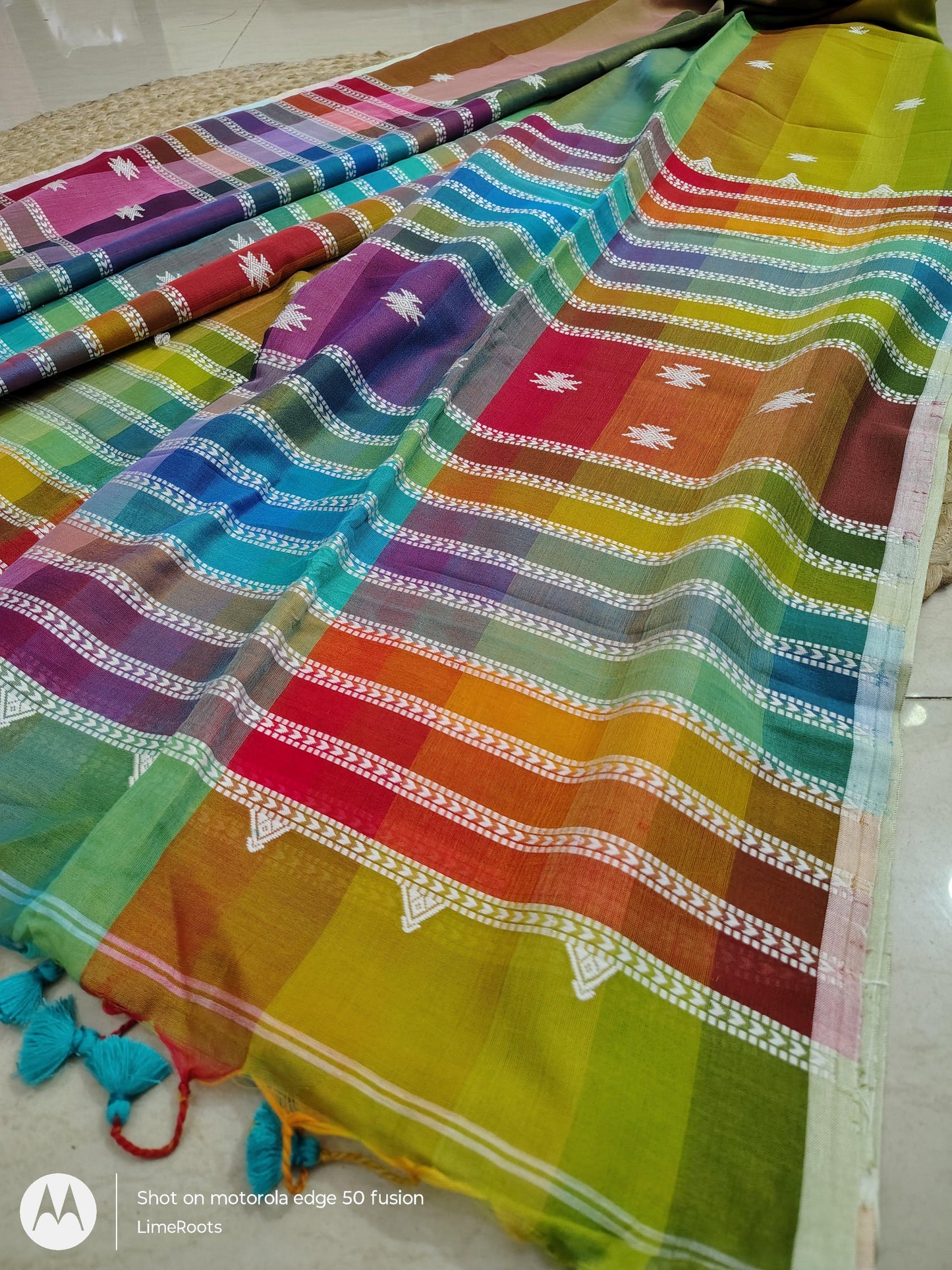 BHUJODI WEAVES - Multicolor Bhujodi Weaves | Handwoven Pure Cotton Sarees from Kutch - Limeroots