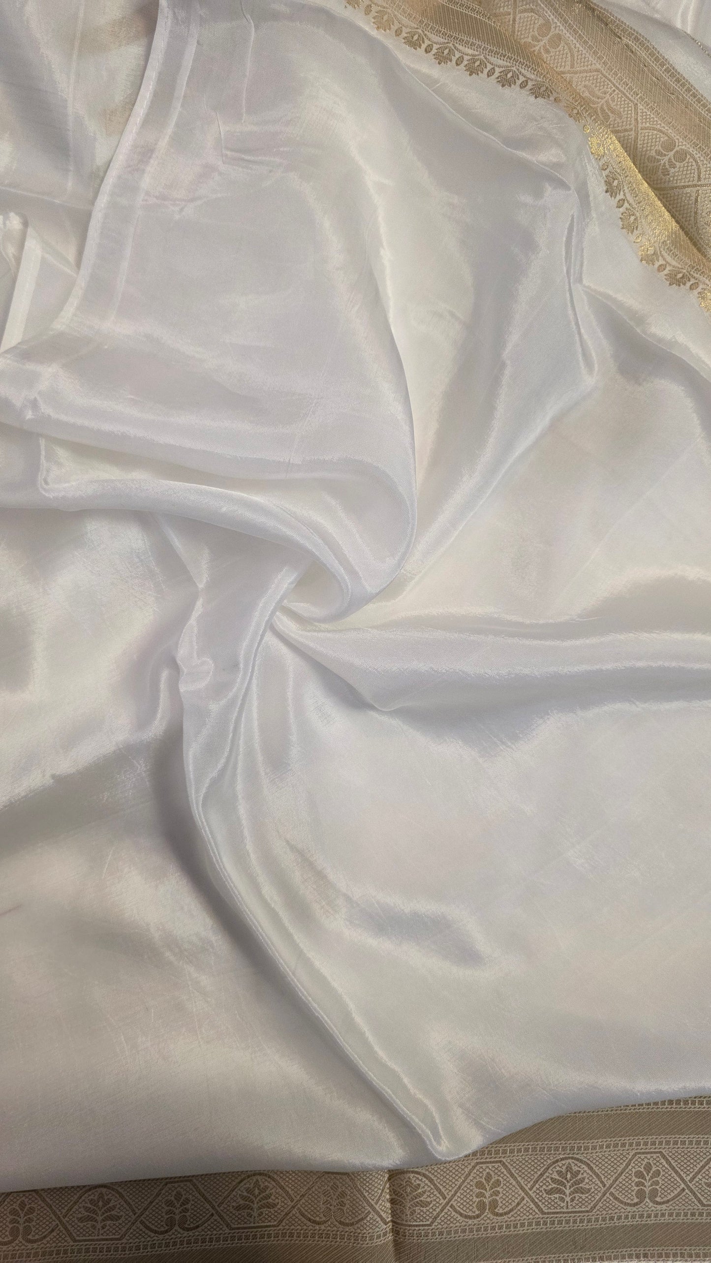 White Semi Mysore Silk Saree