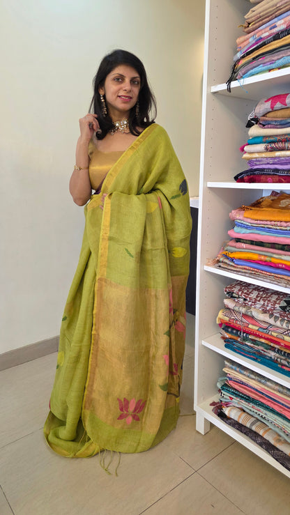 Green Linen Lotus jamdani Saree
