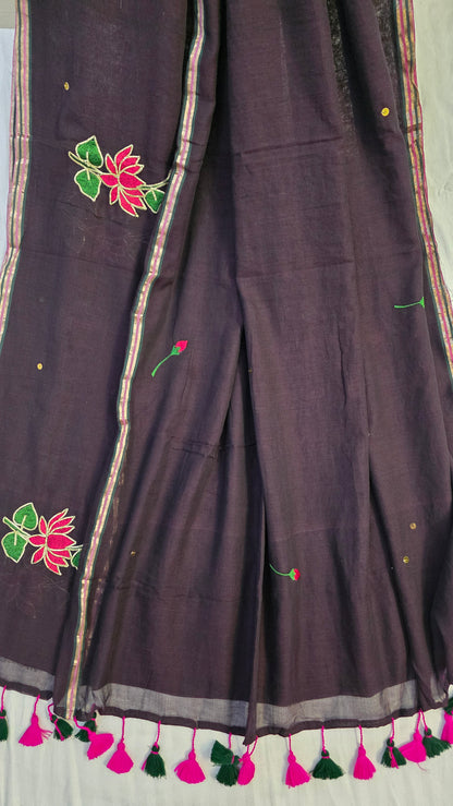 Brown mulmul cotton | Lotus embroidery
