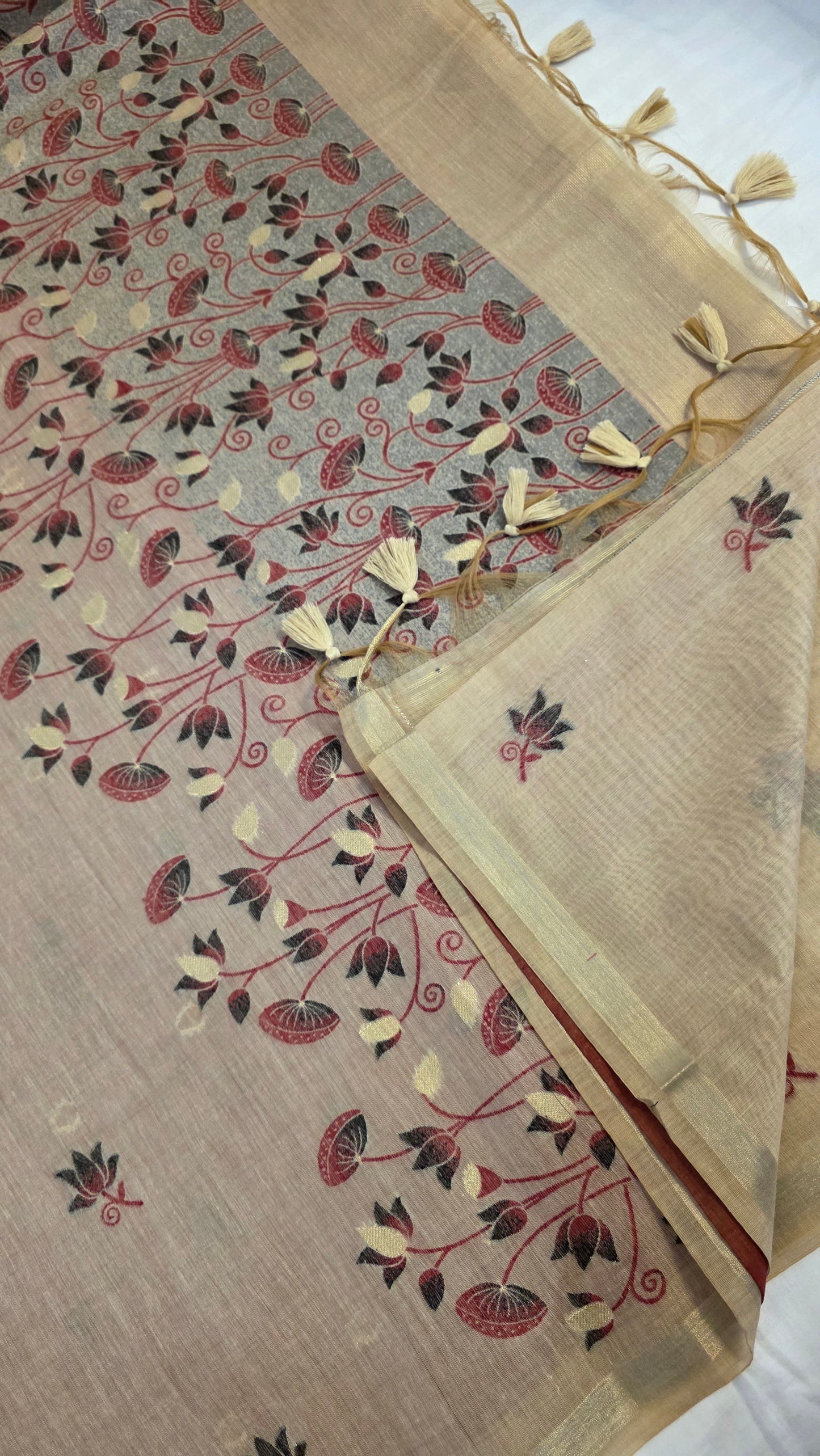 Ivory Pichwai Munga Silk Jamdani