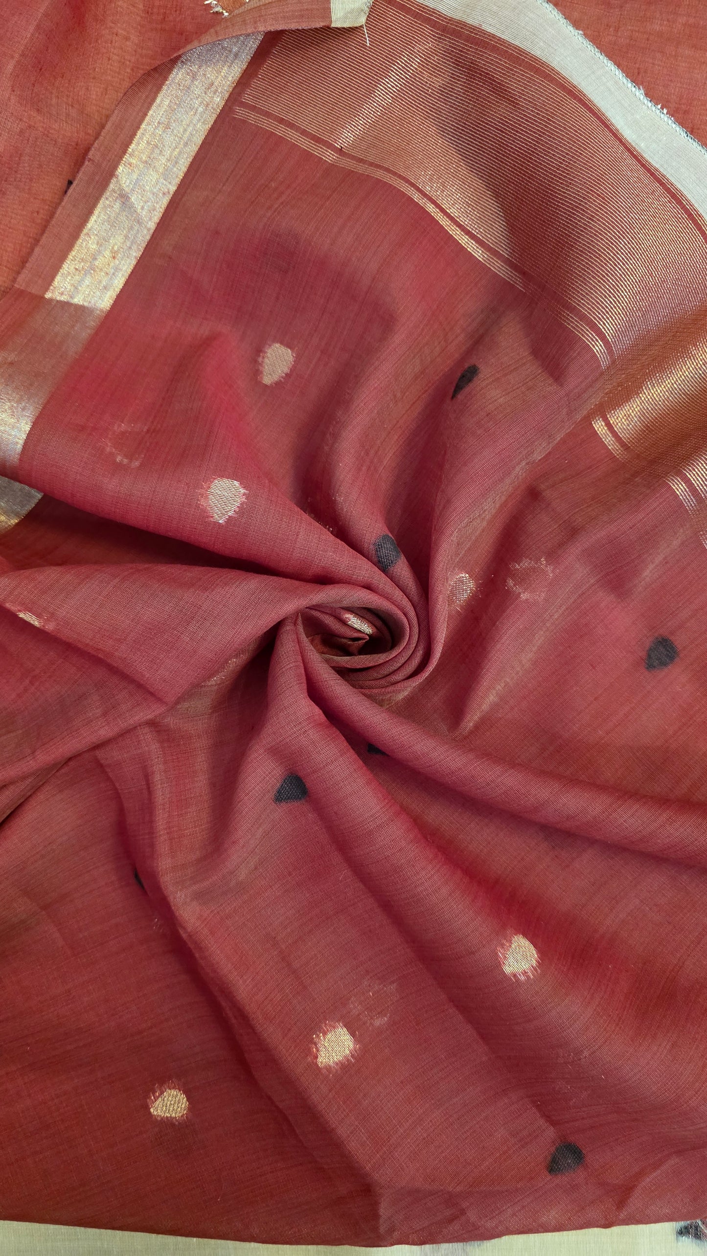 Ivory Pichwai Munga Silk Jamdani