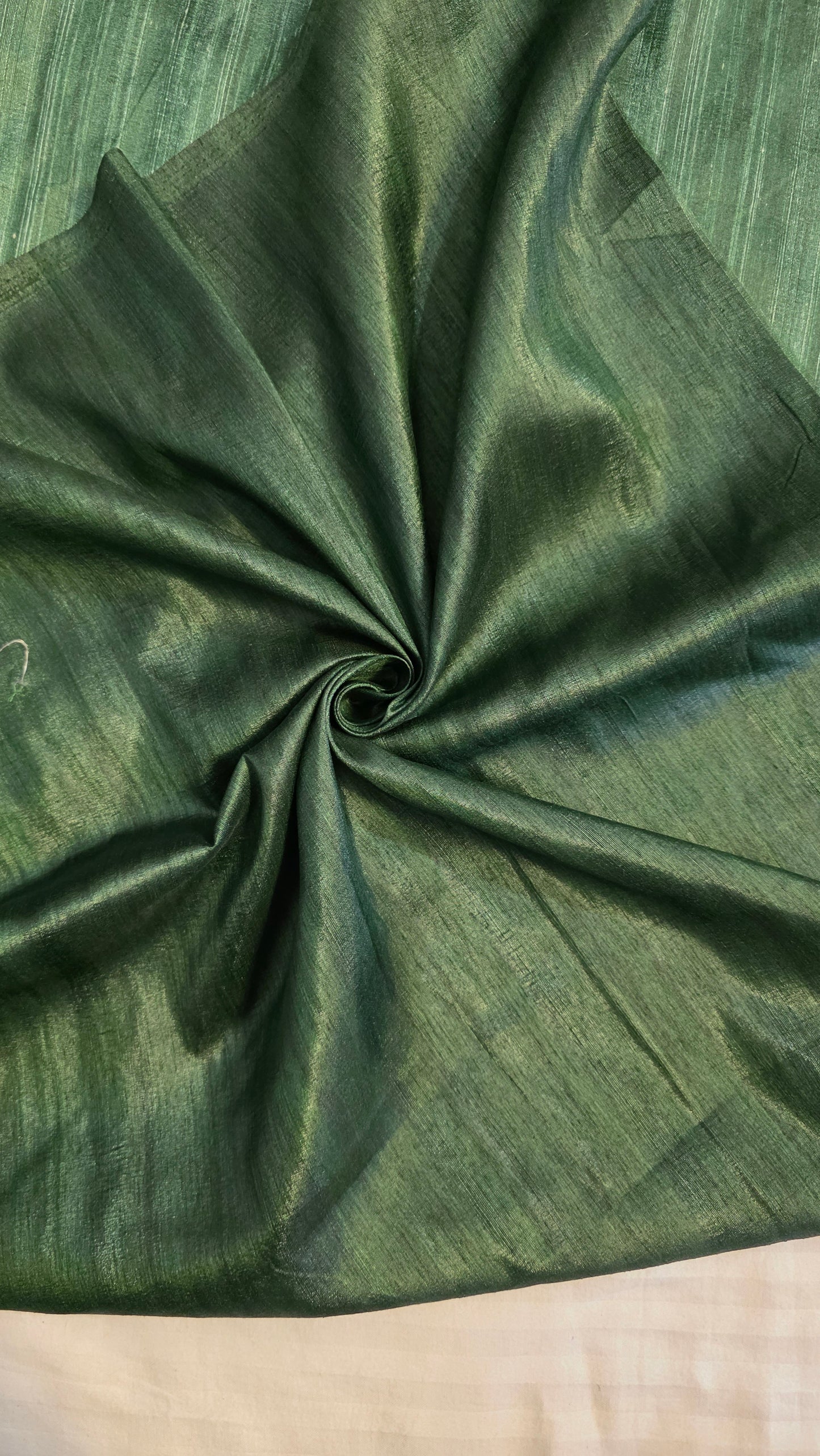 Ivory / green Tussar silk Kalamkari design Saree