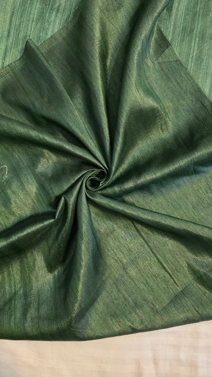 Ivory / green Tussar silk Kalamkari design Saree