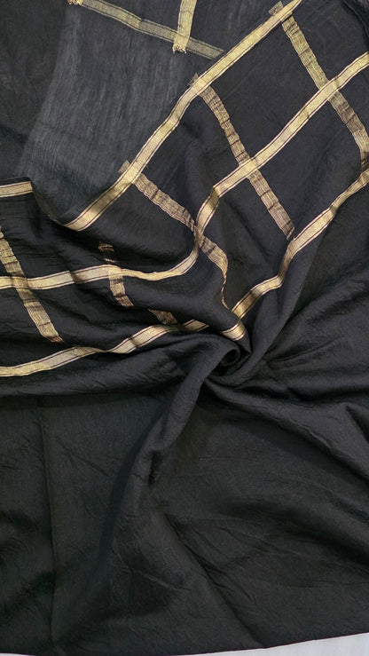 Black floral Viscose Silk saree