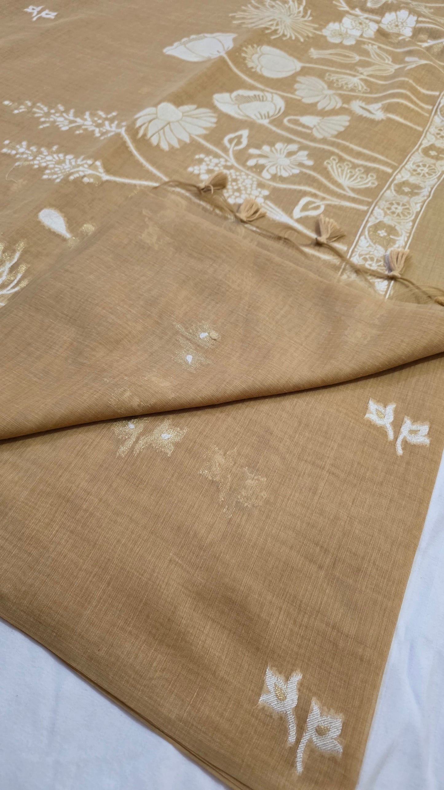 Ivory green Munga Silk Jamdani