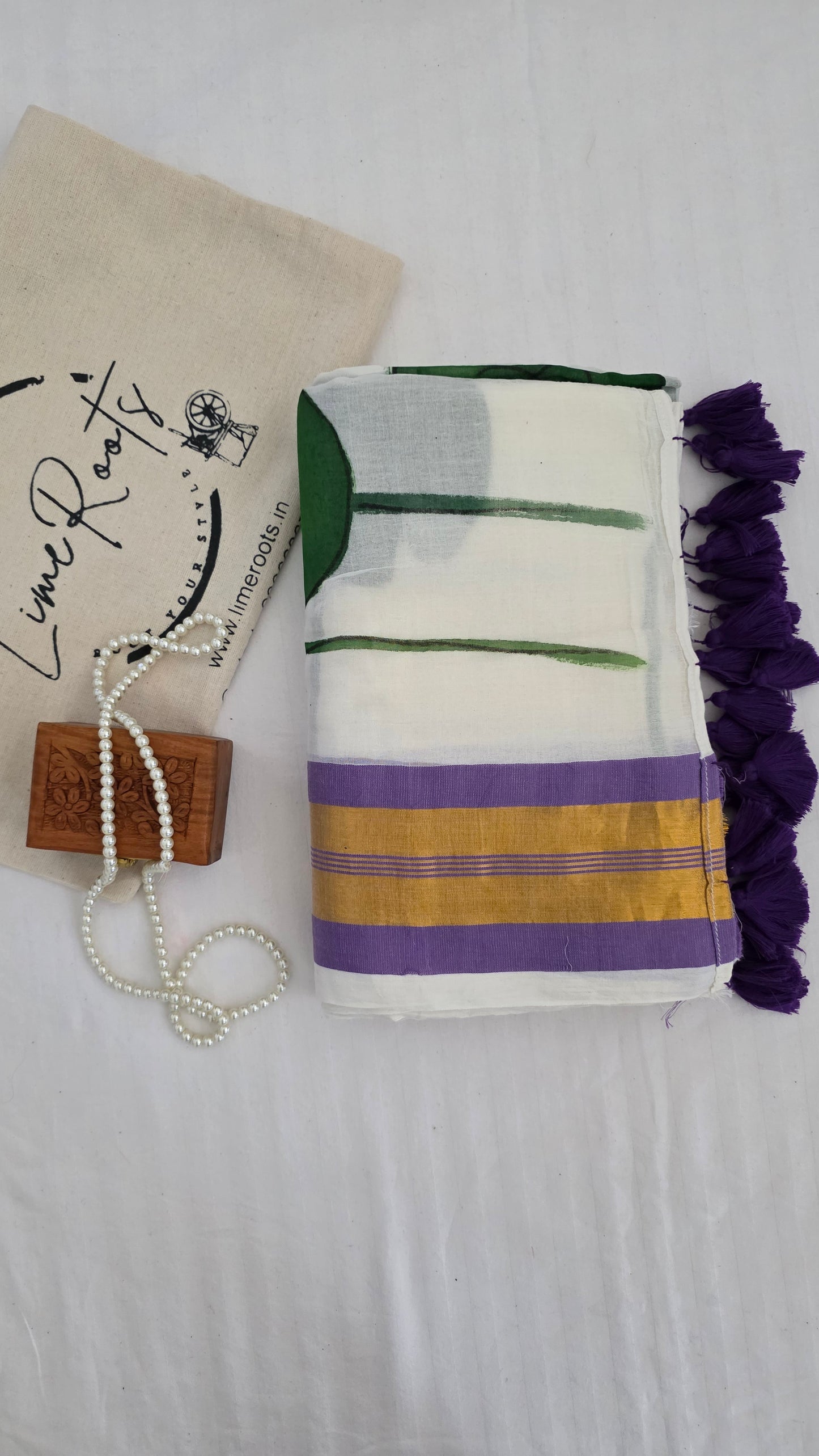 Lavender White hand-painted Lotus mulmul cotton Saree