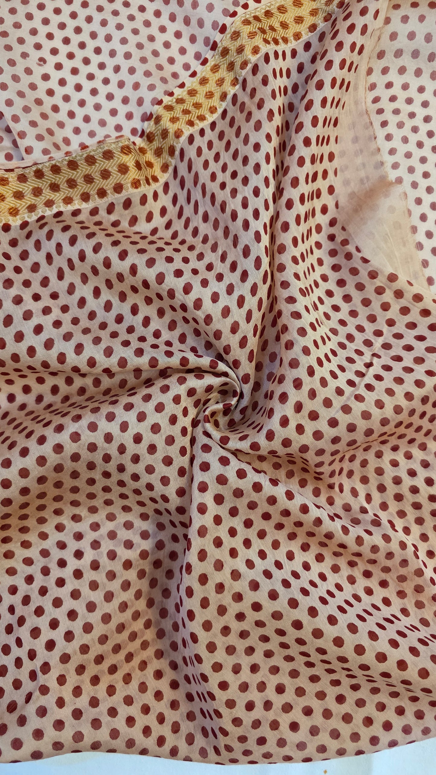 Red and White Handblocked Printed Maheshwari Silk Saree