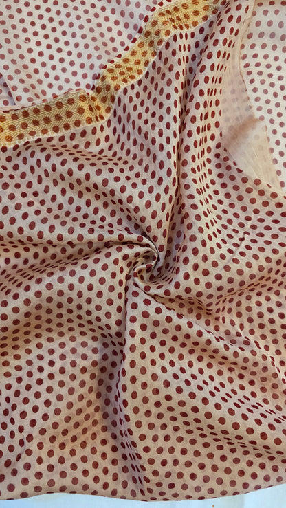 Red and White Handblocked Printed Maheshwari Silk Saree