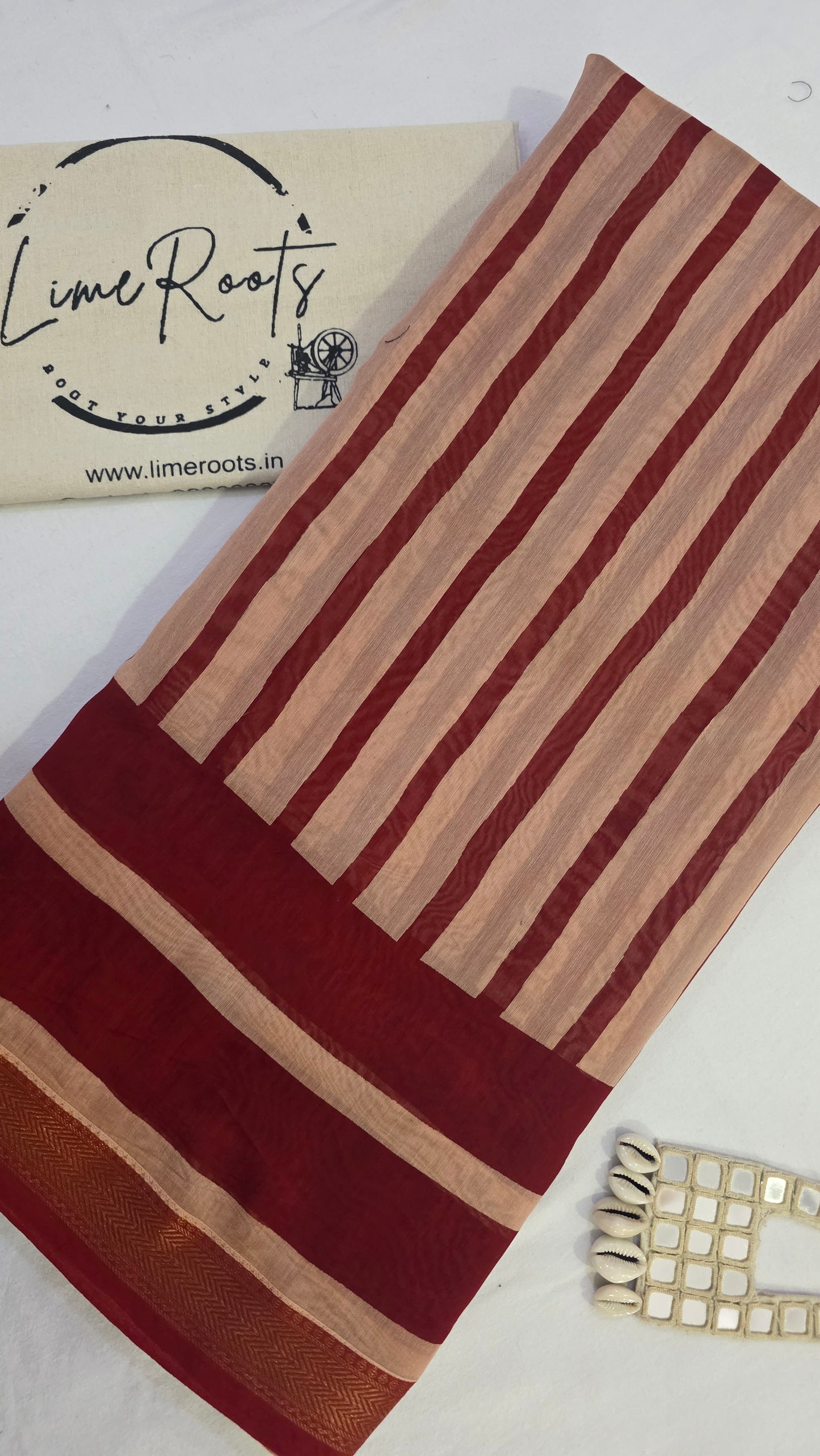 Red and White Handblocked Printed Maheshwari Silk Saree