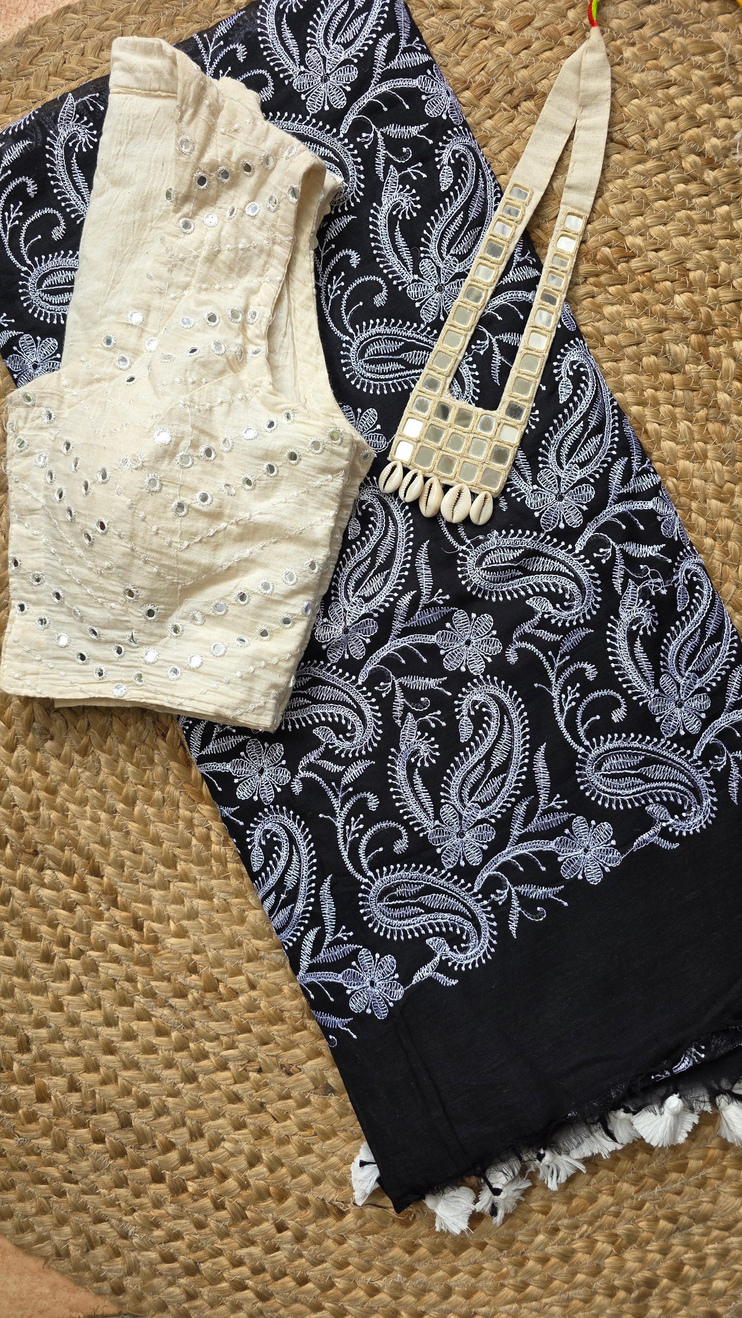 Adaa Black &White Mulmul Chikankari embroidery Saree