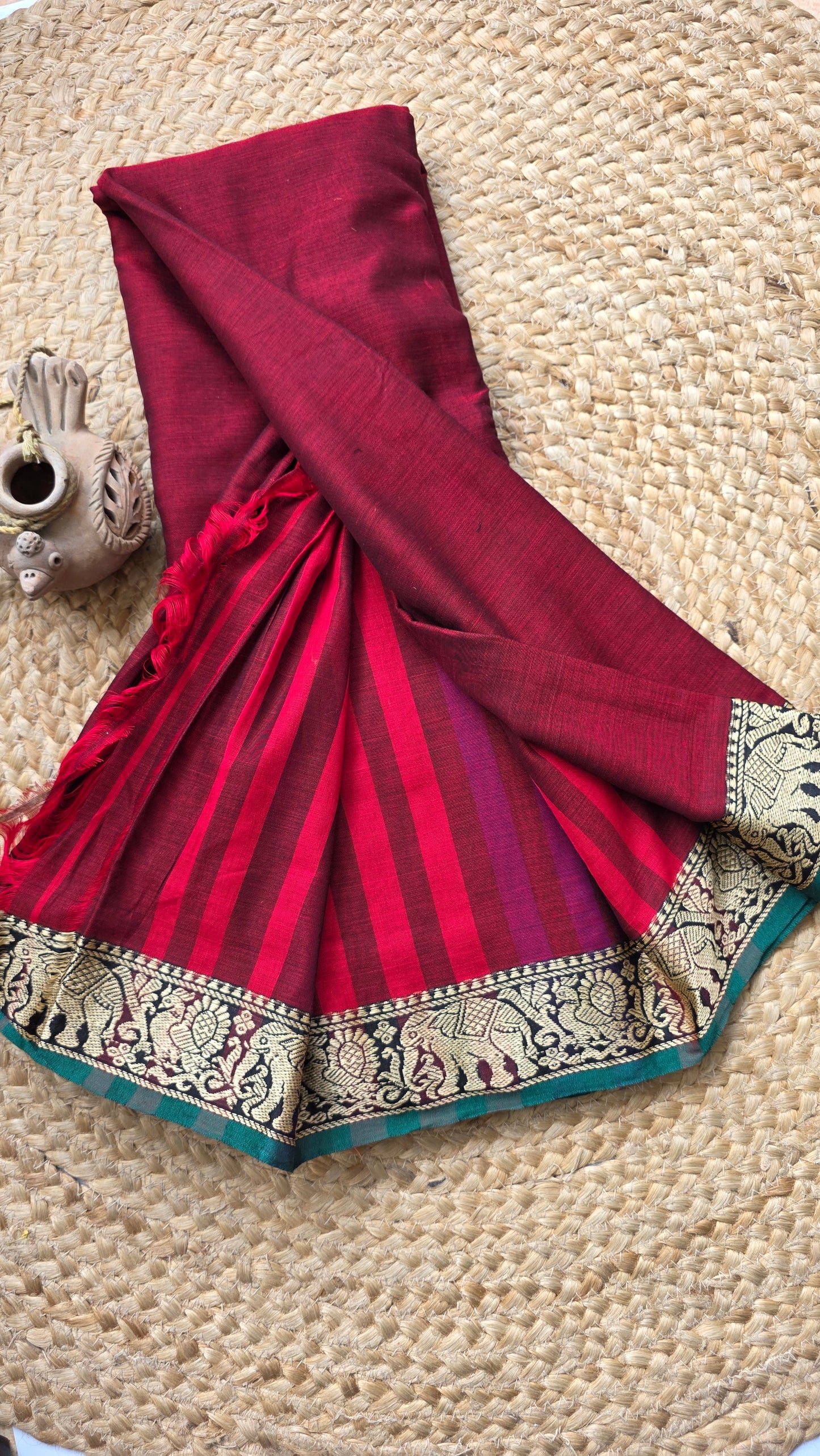 Two toned maroon Pure Narayanpet cotton sari