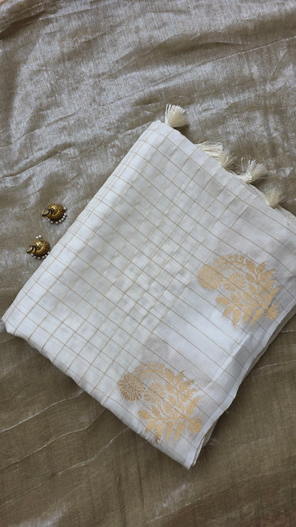 Ivory Checks Tussar silk Saree