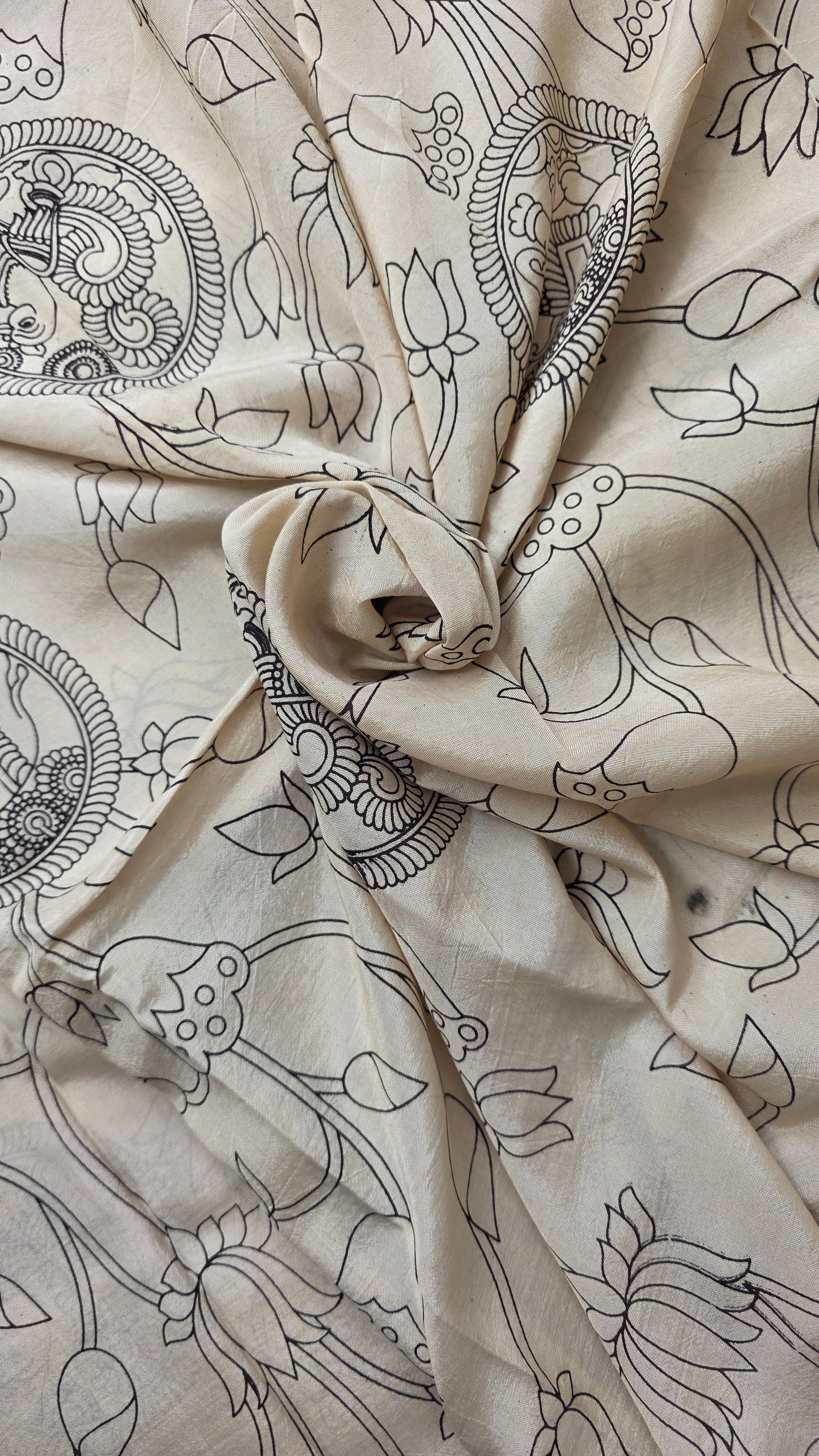 Katha Ivory Outline Chennuri Silk|kalamkari Saree