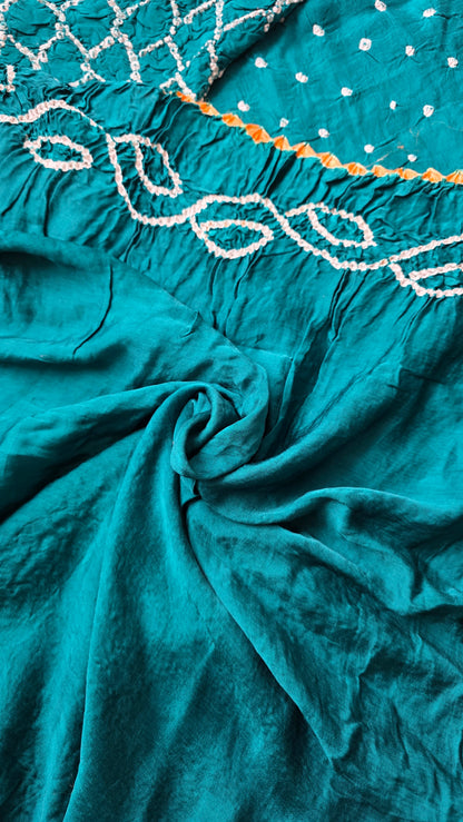 Boond| Emerald Green Bandhej with Rasmandal Pallu