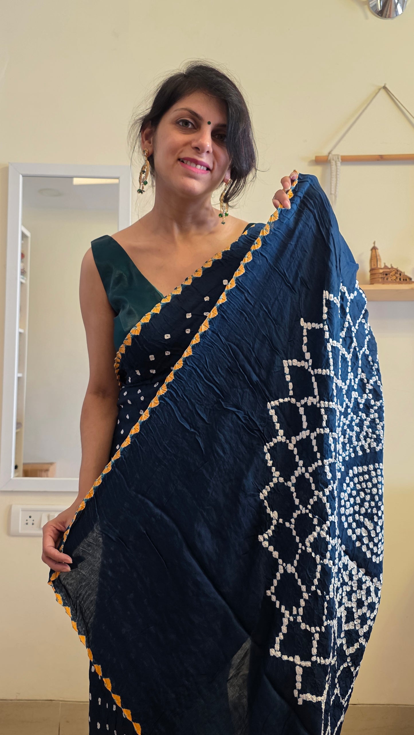Boond|Blue Bandhej with Rasmandal Pallu