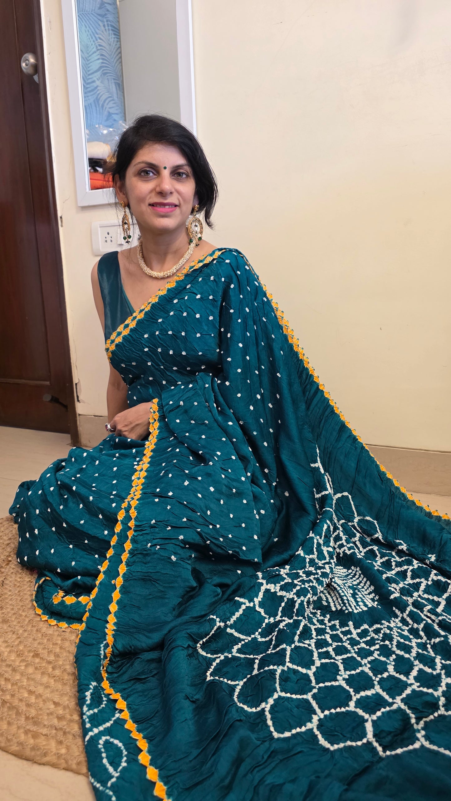 Boond| Emerald Green Bandhej with Rasmandal Pallu