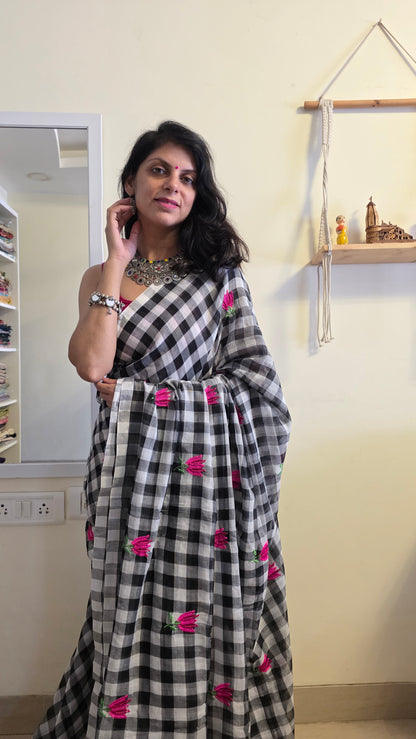 RangJaal | Black and white checks mulmul embroidery saree