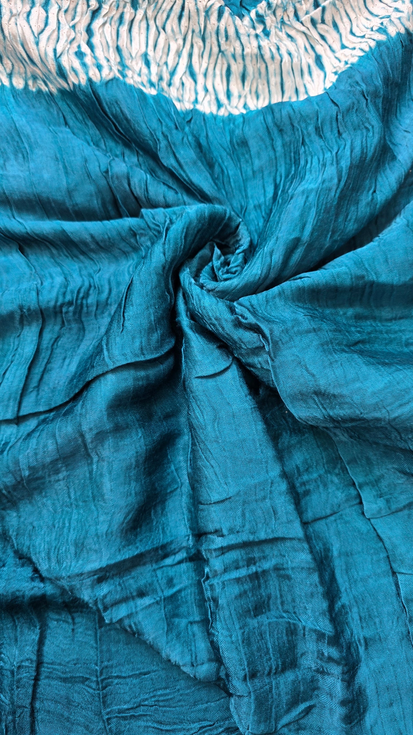 Boond| Emerald green plain Bandhej Saree with Rasmandal Pallu