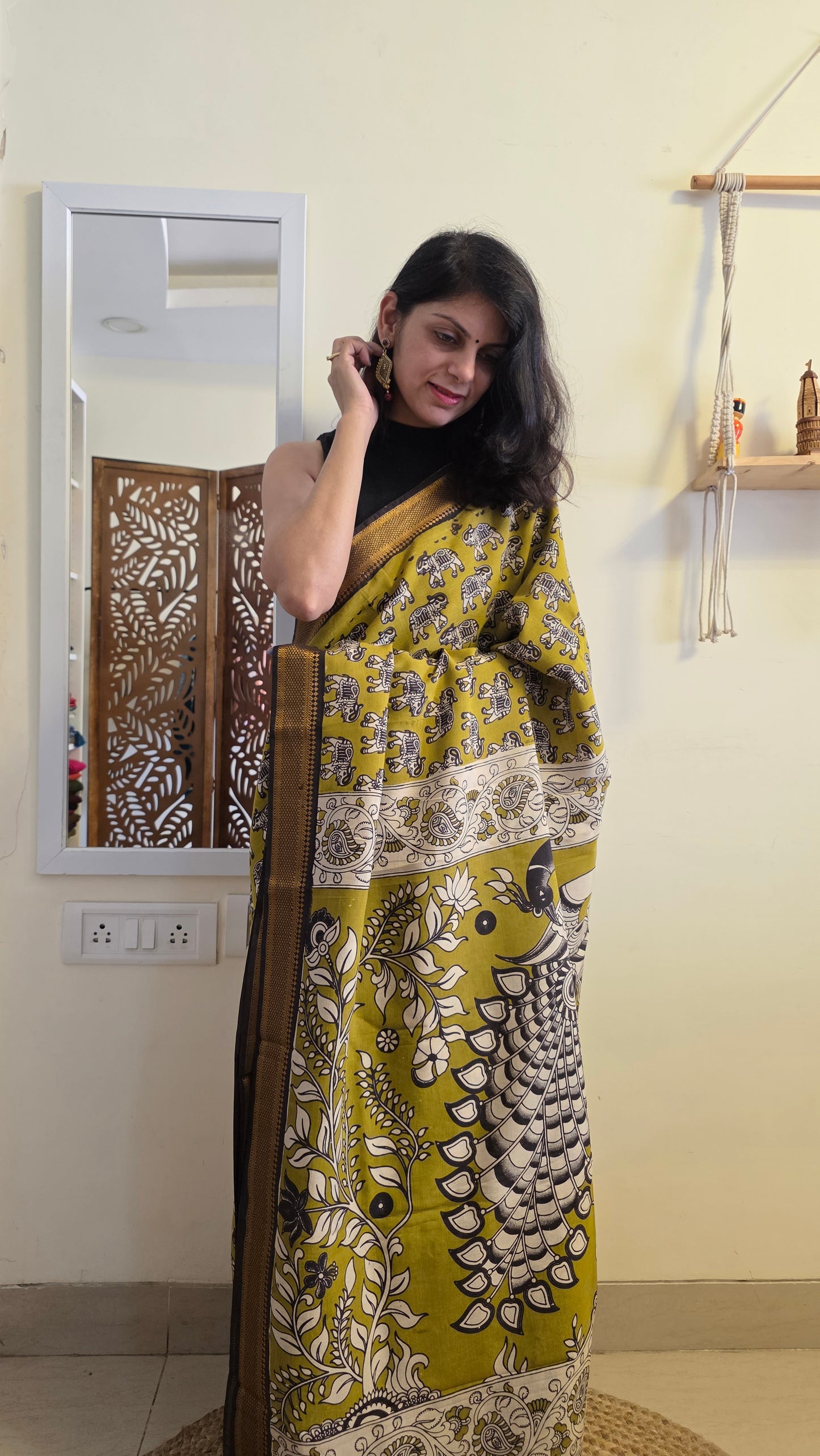Katha Green Outline Chennuri Silk|kalamkari Saree