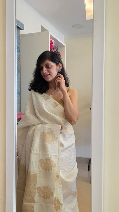 Ivory Checks Tussar silk Saree
