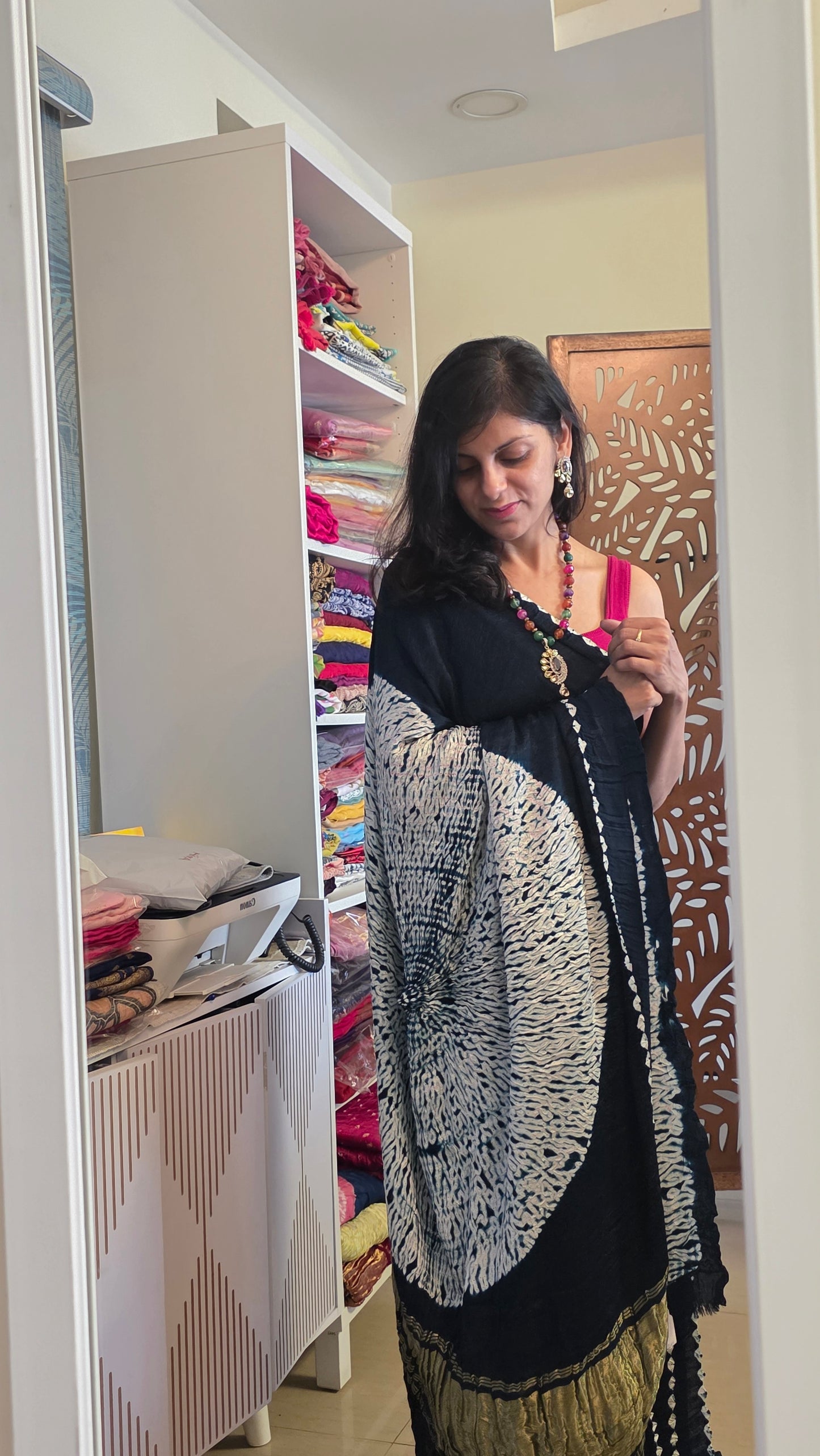 Boond|Blue plain Bandhej with Rasmandal Pallu