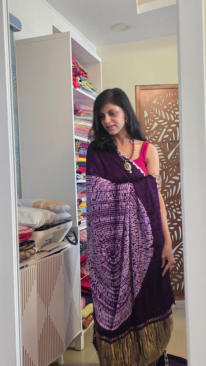 Boond| Purple plain Bandhej with Rasmandal Pallu