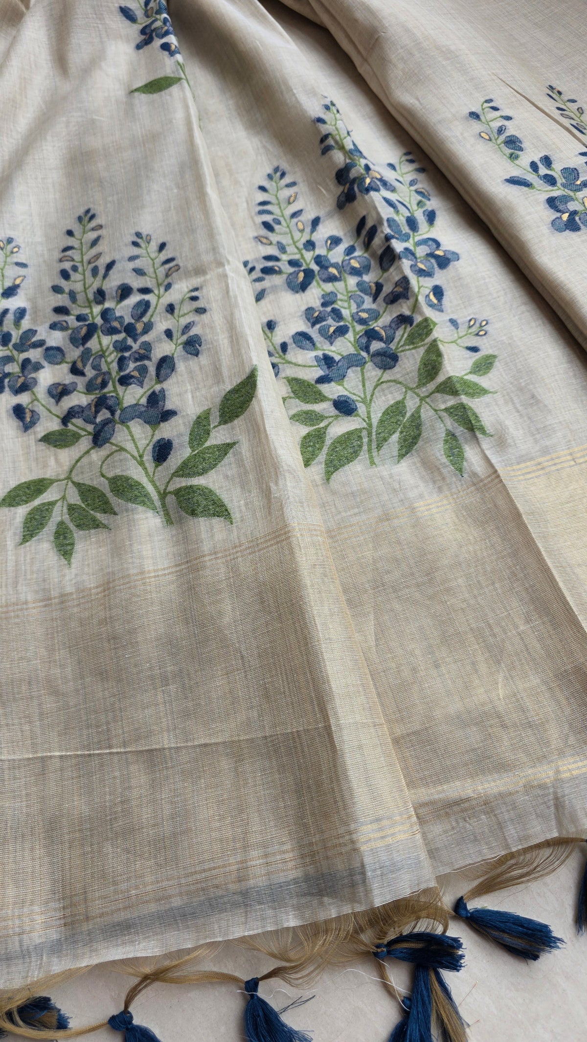 Ivory khadi Silk Jamdani Saree