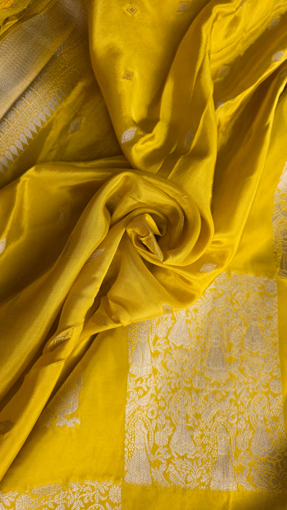 Yellow Festive Saree with Gold Border | Karva Chauth Collection