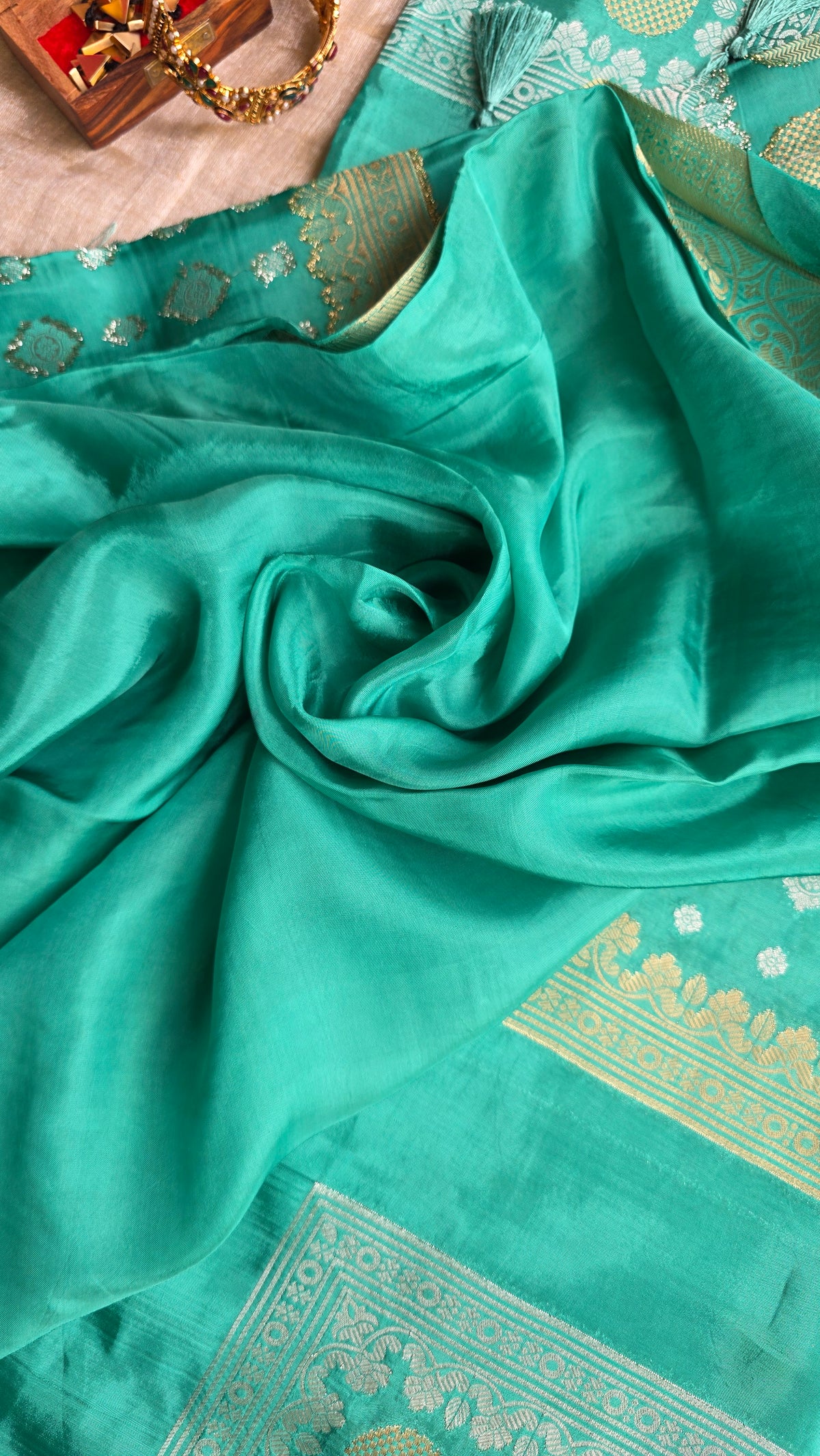 Sea Green Festive Saree with Gold Border | Karva Chauth Collection