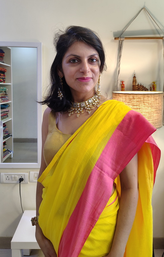 Kareena Kapoor plain mul cotton yellow / pink Mul cotton Saree