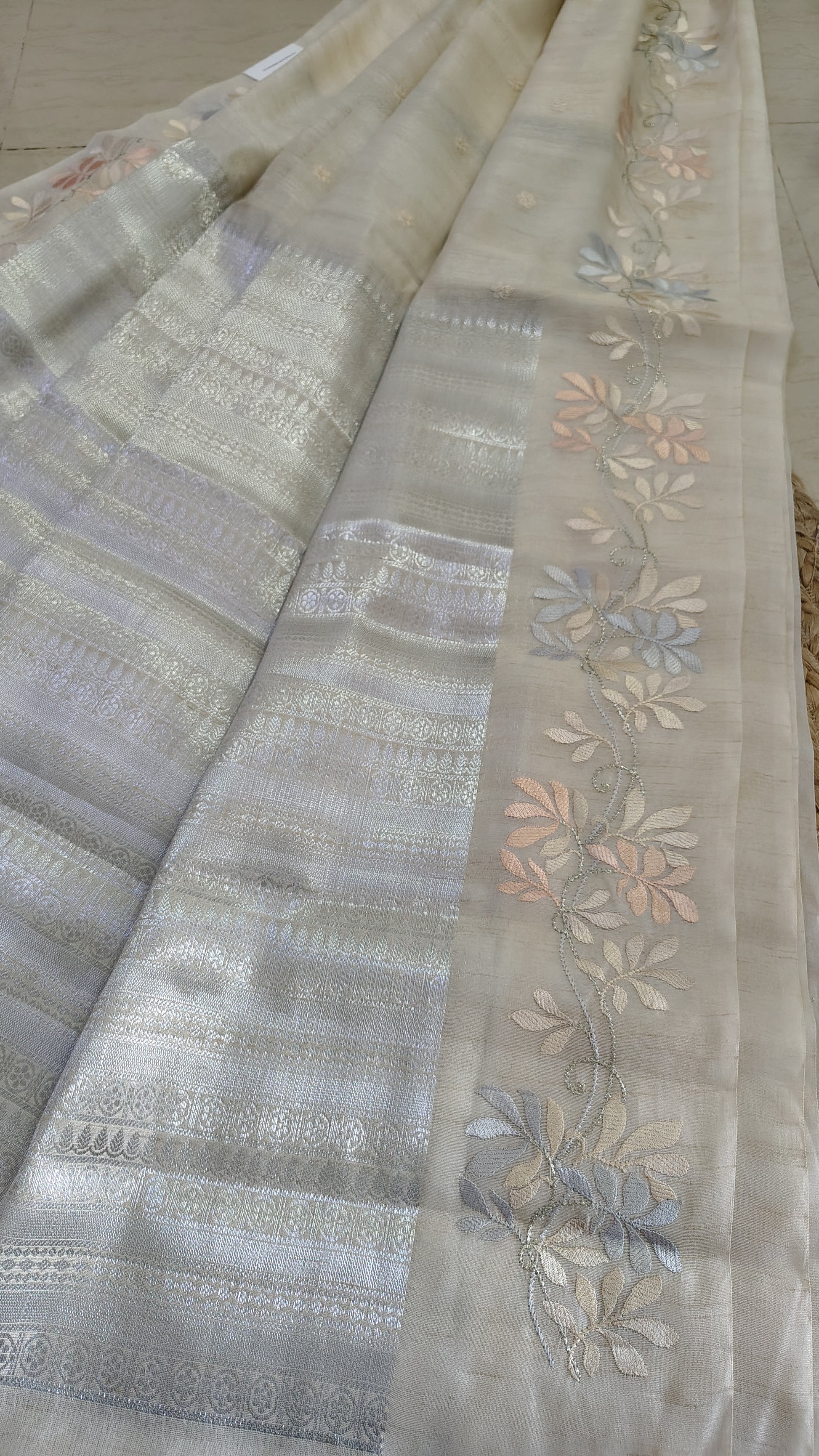 Tussar silk with Silver Zari Banarasi pallu 