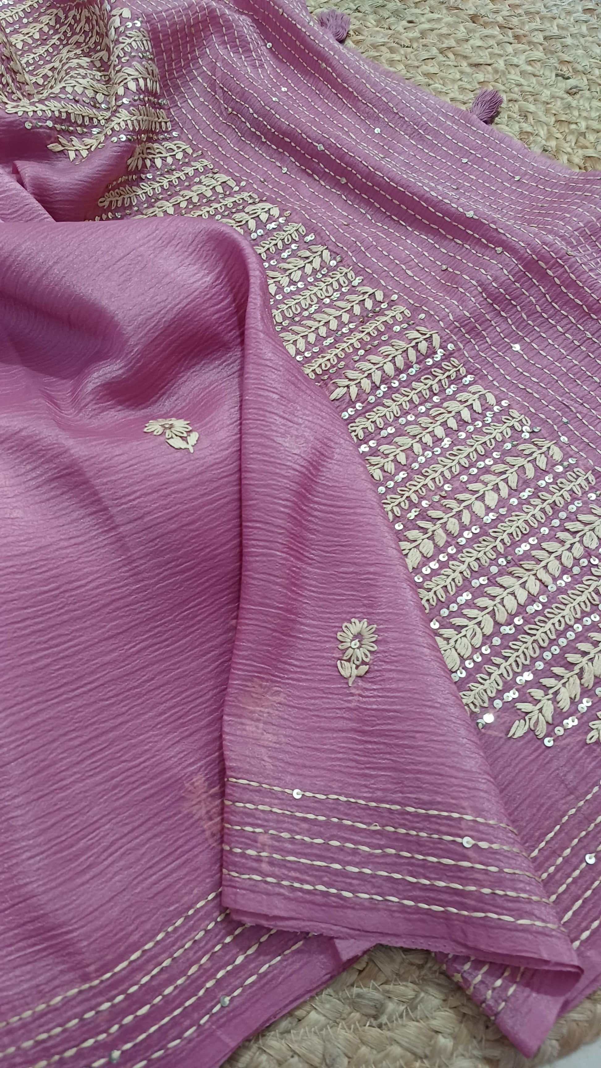 Crushed tissue saree - full view