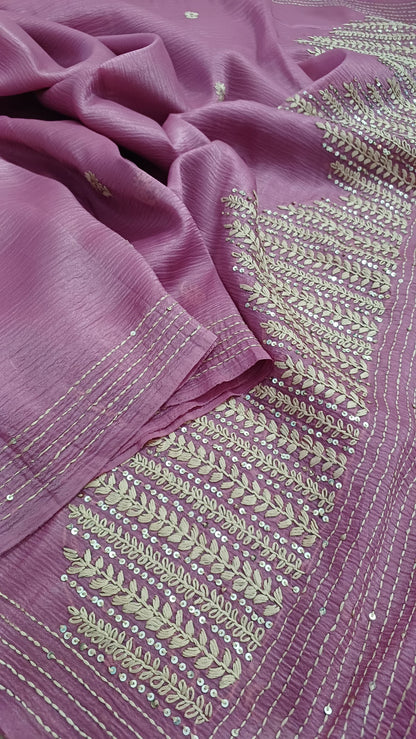 Crushed tissue saree - embroidery view