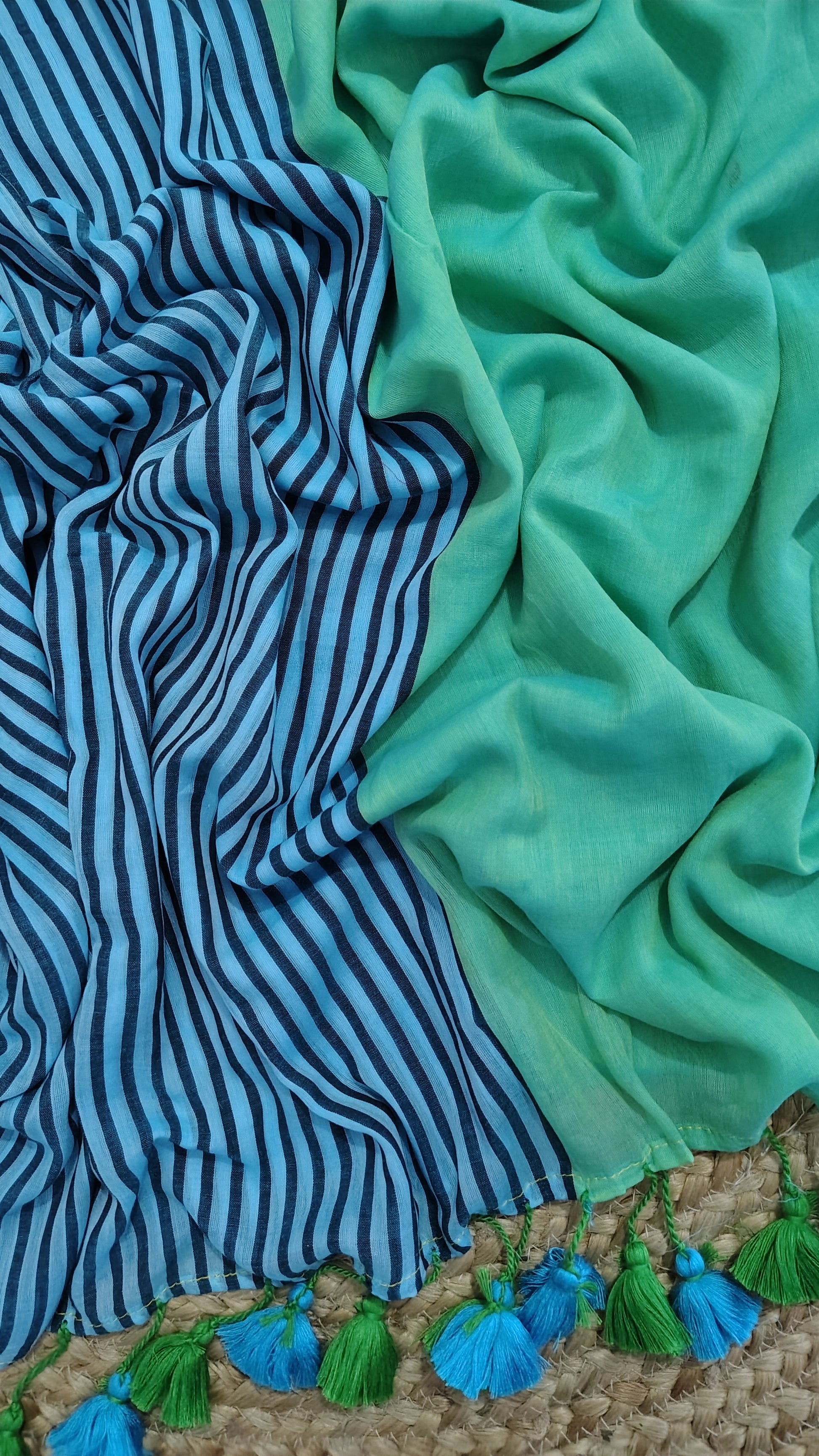 pure mulmul saree- close up view