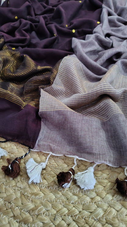 Handwoven Mul cotton saree with zari pallu - wine