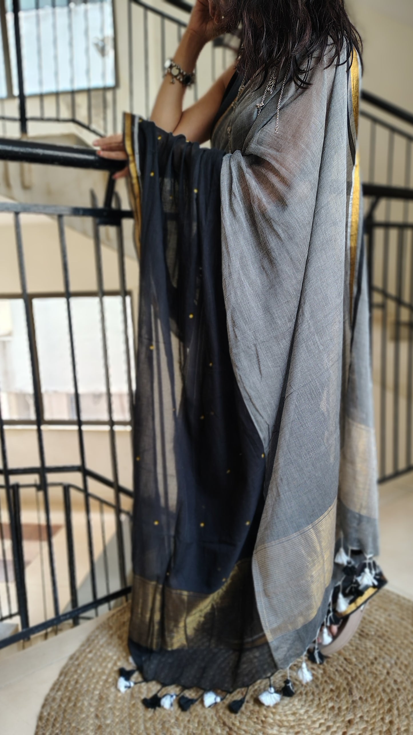 Handwoven Mul cotton saree with zari pallu - black and grey saree