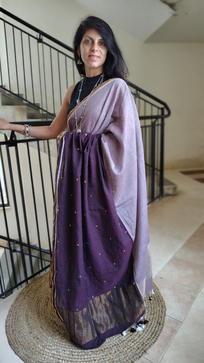 Handwoven Mul cotton saree with zari pallu - wine